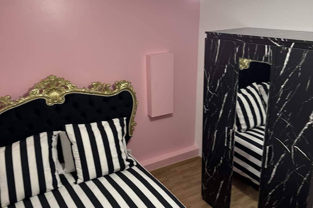 Apartamento entero, Le Mini Versailles in Goussainville, Valle del Oise