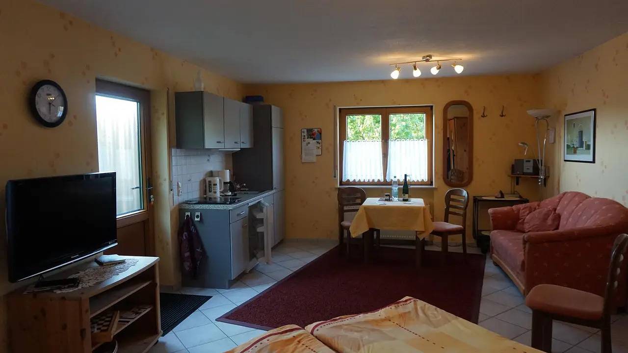 Ganze Ferienwohnung, Ferienwohnung für 2 Personen (35 m²) in Brauneberg in Brauneberg, Bernkastel-Kues & Umgebung