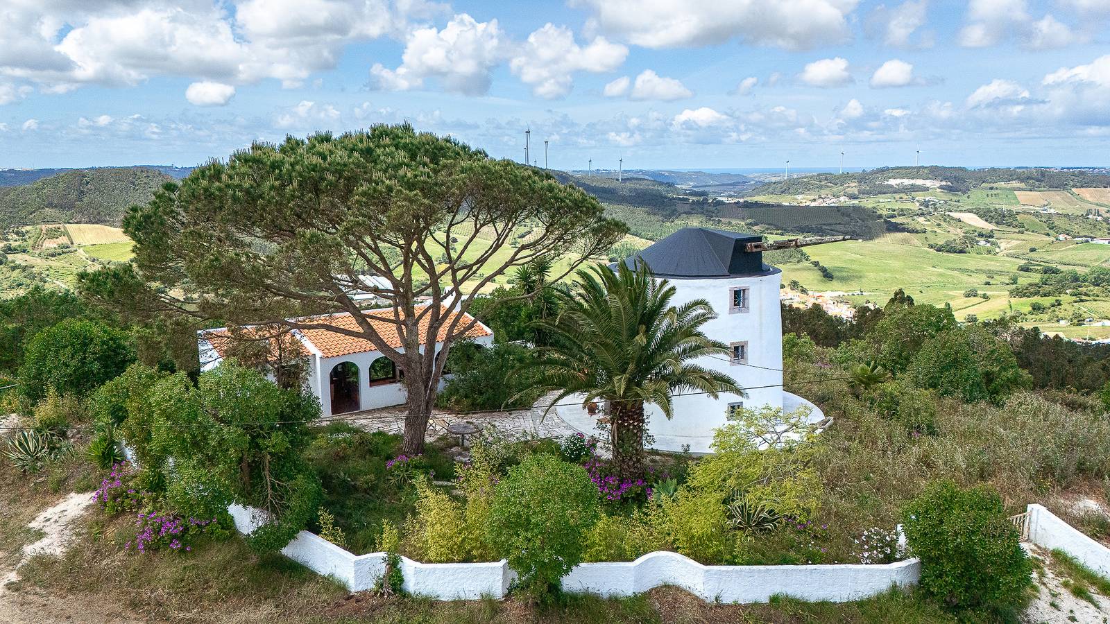 Ericeira Windmill por Hopstays | Wild Refuge in Azueira e Sobral da Abelheira, Lissabon Distrikt