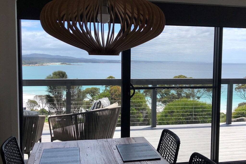 Moonrise Binalong Bay Stunning views in Tasmanien