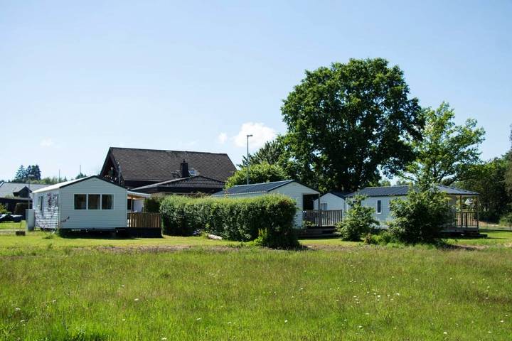 Camping für 4 Personen, mit Terrasse und Garten sowie Seeblick und Ausblick in Rheinland-Pfalz - 4