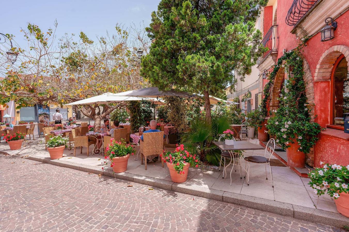 Our House Rooms for short stays.  We only offer Rooms And Not Apartments With Kitchen in Pula (Italie), Région de Pula