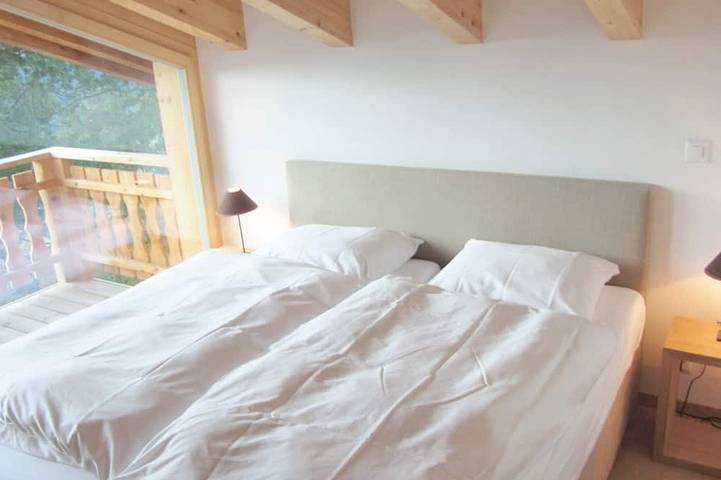Mountain Lodge Loulou: Luxus-Chalet 250 m vom Skilift mit Sauna. in Les Masses, Hérémence