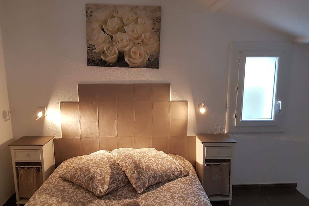 Mini Villa 5 Minutes Walk From Santa Giulia Beach in Santa Giulia, Porto-Vecchio