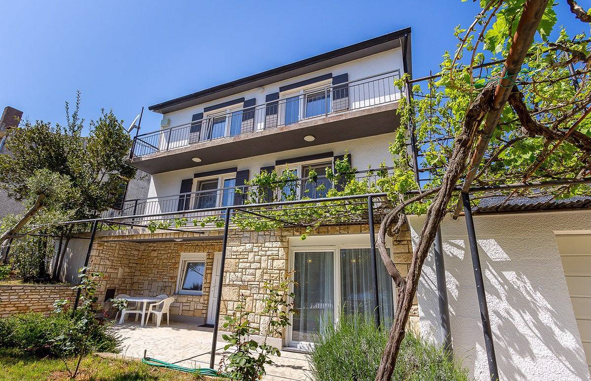 Ganze Ferienwohnung, Ferienwohnung mit Meerblick  in Banjole, Südküste Istrien
