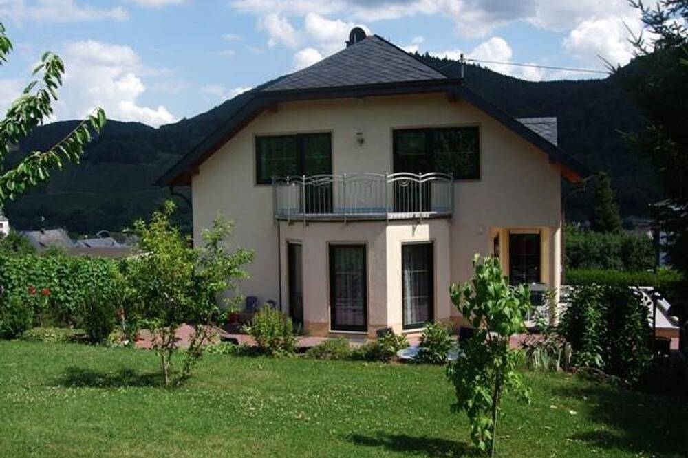 Entire apartment, Vacation apartment Lieser in Bernkastel-Kues, Bernkastel-Kues region