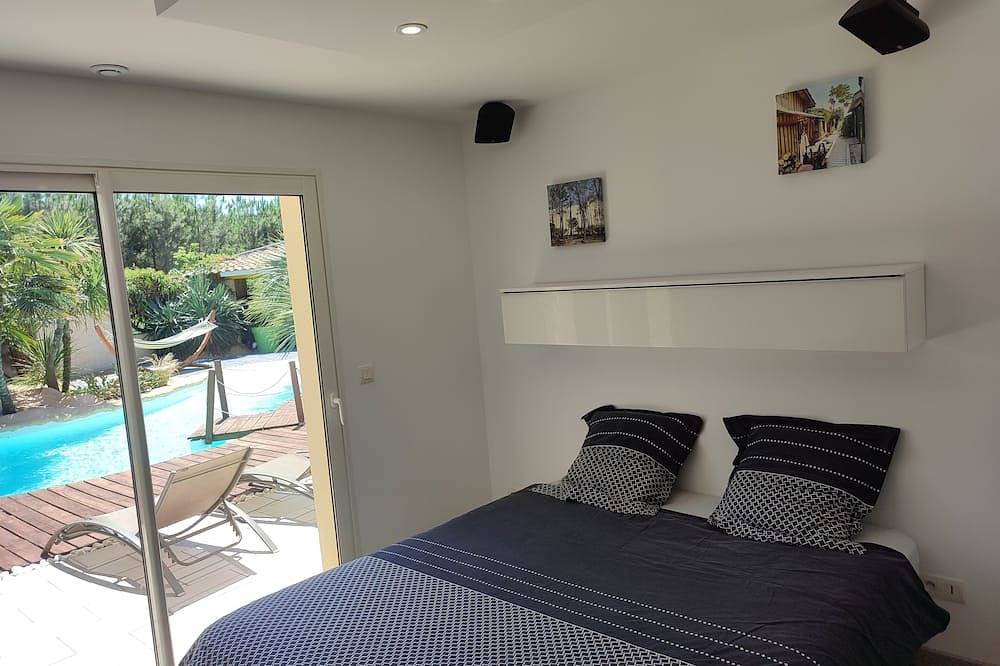 Villa With Pool up to 8 Pers in Marcheprime, Arcachon region