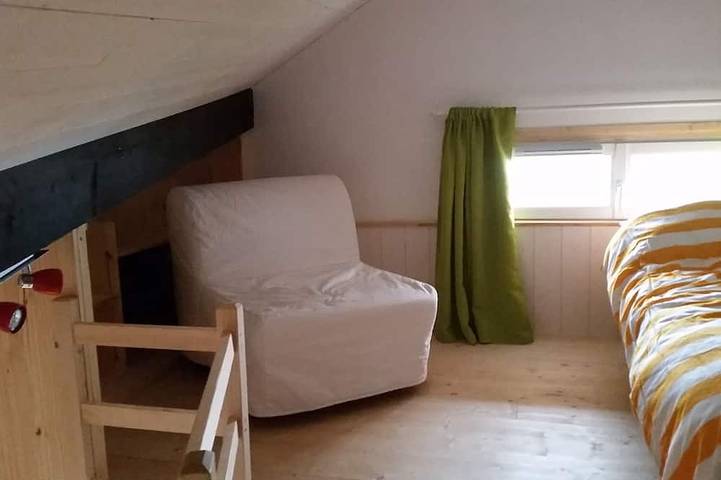 Gîte pour 5 personnes, avec jacuzzi et jardin ainsi que piscine et terrasse à Métabief - 3