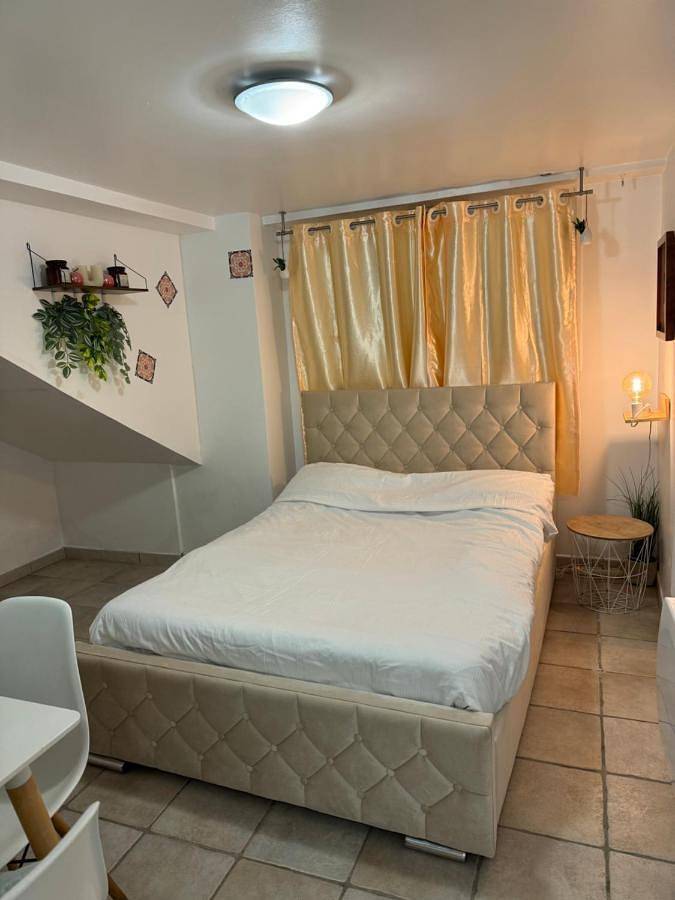 Appartement entier, One-Bedroom Apartment in Sannois, Val-d'Oise