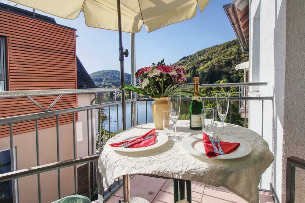 Ferienapartment Alfer Herrenberg an der Mosel in Bullay, Traben-Trarbach und Umbegung