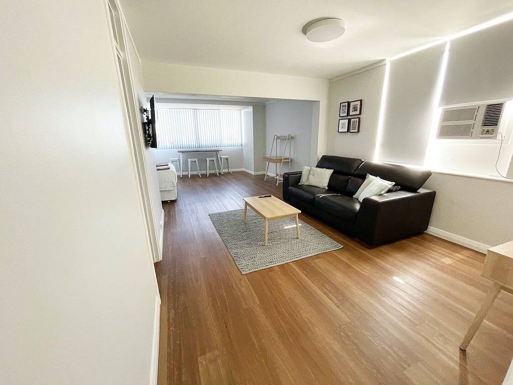 Ganze Wohnung, First floor good value budget accommodation for up to 4 people. in Fremantle, Perth