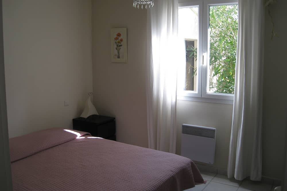 15mn de las playas!villa con piscina privada, 6 personas, wifi, tranquilo in Pomérols, Côte d'Améthyste