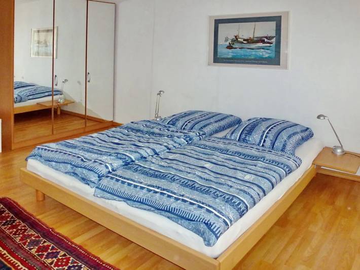Ferienhaus Villa Bianca Konstanz mit Seeblick, Terrasse und Wlan in Konstanz-Litzelstetten, Konstanz