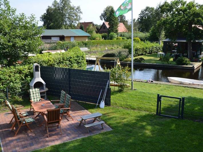 Ferienhaus für 5 Personen, mit Balkon und Terrasse sowie Garten und Sauna in Bedekaspel