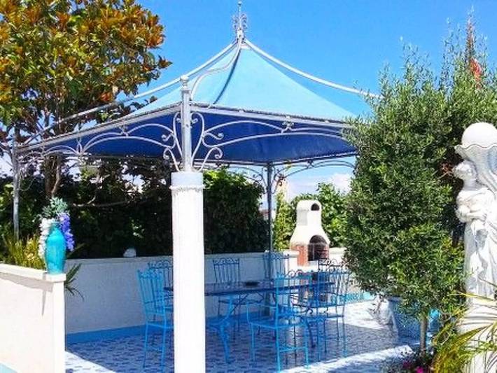 Apartamento entero, 3 estancias 2 Personas in Barano d'Ischia, Ischia