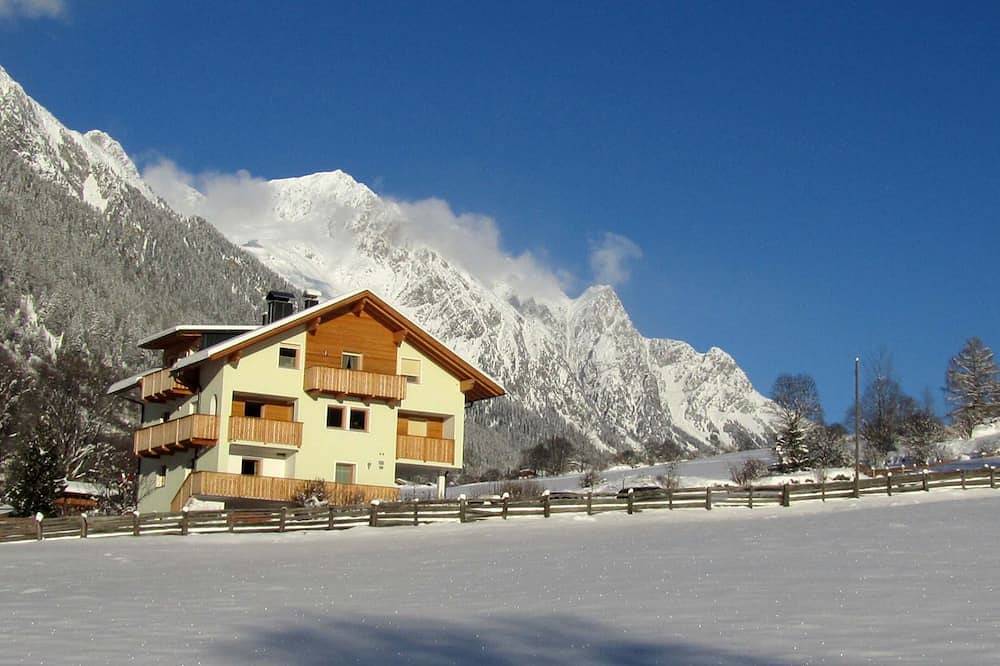 Ganze Wohnung, Haus Landheim Apartment Talpanorama in Antholz mit herrlichem Aussichtsbalkon! in Antholz, Rasen-Antholz