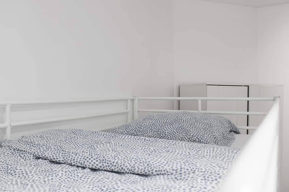 Entire apartment, Bright studio located near Paris in Pantin, Seine-Saint-Denis