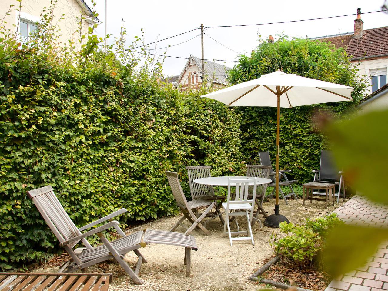 Casa cómoda con terraza privada, se admiten mascotas in Cosne-Cours-sur-Loire, Valle del Loira