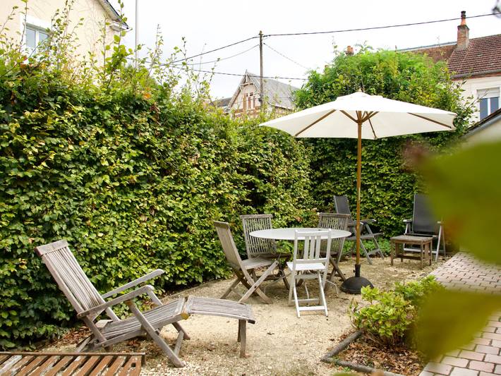 Gemütliches Ferienhaus mit privater Terrasse, Haustiere erlaubt in Cosne-Cours-sur-Loire, Loire-Tal