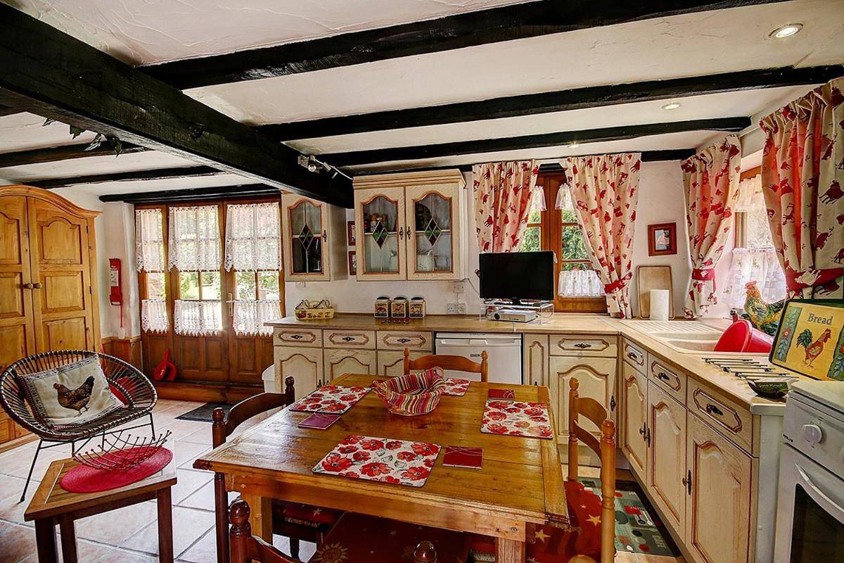 One-Bedroom House in Marval, Parc naturel régional Périgord-Limousin