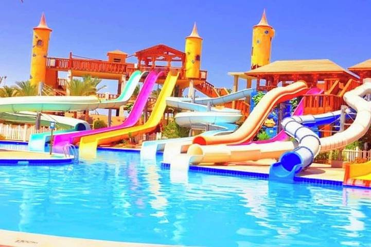 Ferienwohnung für 4 Personen, mit Pool und Balkon - 1