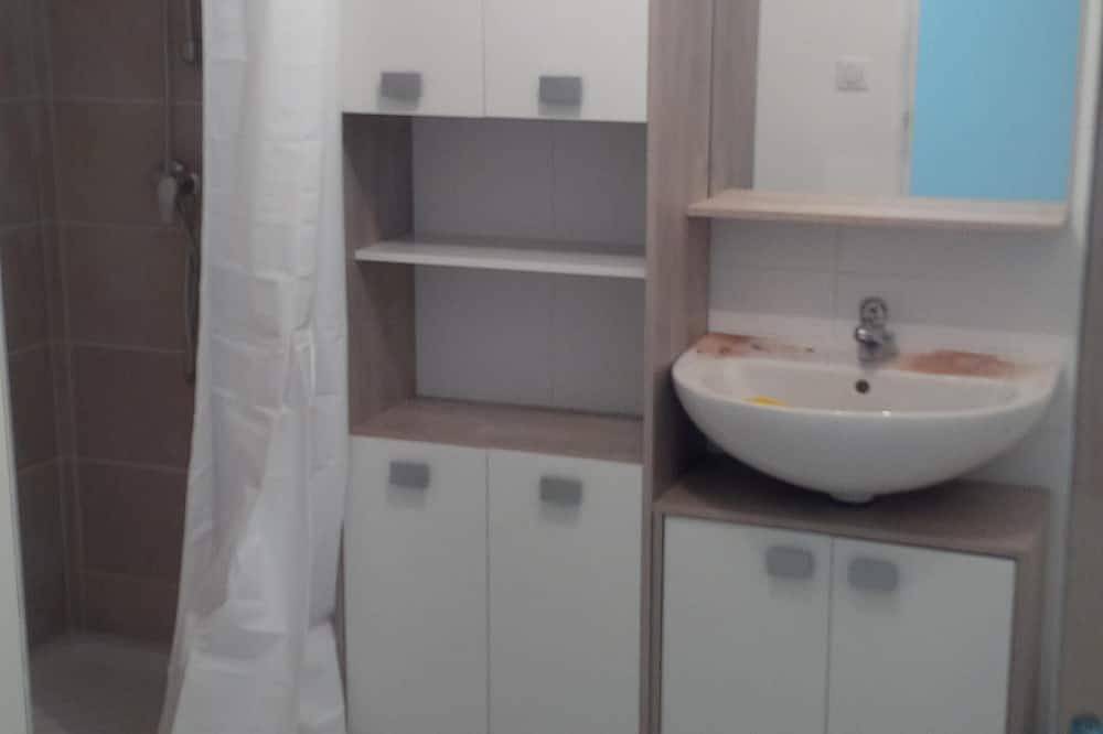 Apartamento entero, Apartamento pie completo - 60m2 - 4 personas - 50m del lago in Hourtin, Parque natural regional del Médoc