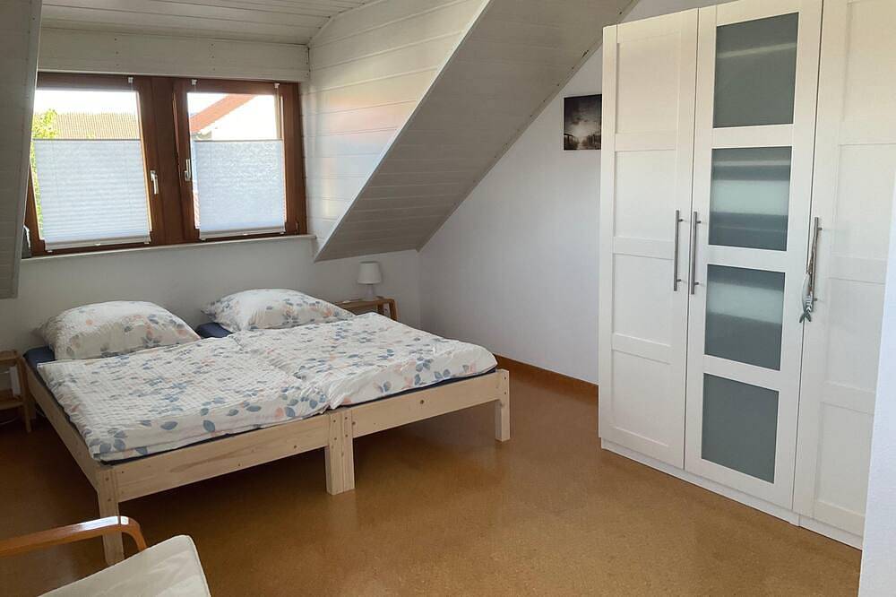 Ganze Wohnung, Ferienwohnung Ferienwohnung Lösch in Neuenburg am Rhein, Südschwarzwald