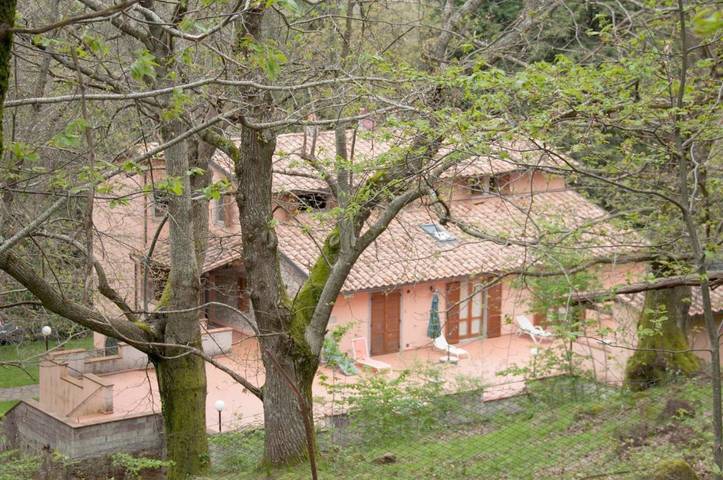 Ferienwohnung für 2 Personen, mit Terrasse und Garten sowie Pool in Arcidosso