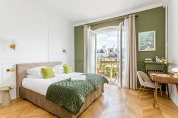 Gîte pour 2 personnes, avec vue et terrasse dans L'Olympia (Paris)