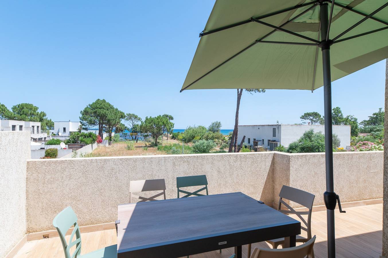 Apartamento entero, Apartamento 'La Dolce Vita 9' con vistas al mar, Wi-Fi y aire acondicionado in Borgo, Región de Bastia