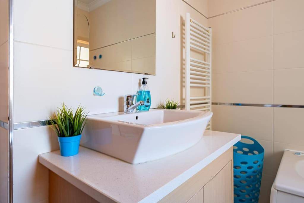 Three-Bedroom Townhouse in Nazaré, Leiria distrito
