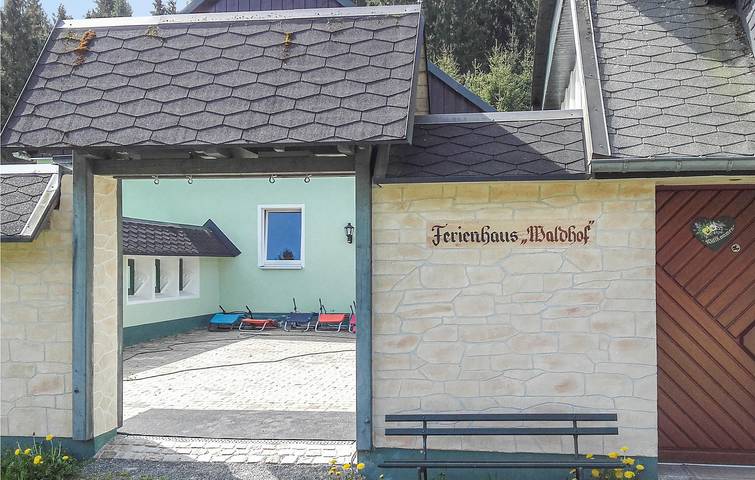 Ganze Ferienwohnung, Garden Retreat mit Parkplatz, Küche, Internet - Kinderfreundlich in Auerbach, Chemnitz und Umgebung