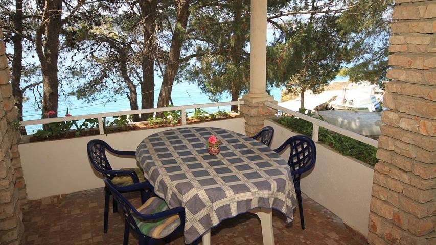 Ferienwohnung für 2 Personen, mit Ausblick und Terrasse auf Dugi Otok