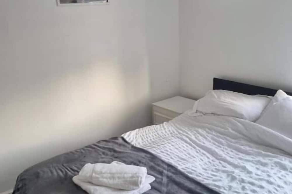 3Bed Maidstone Stay - Wifi, Parking, London Access in Kent