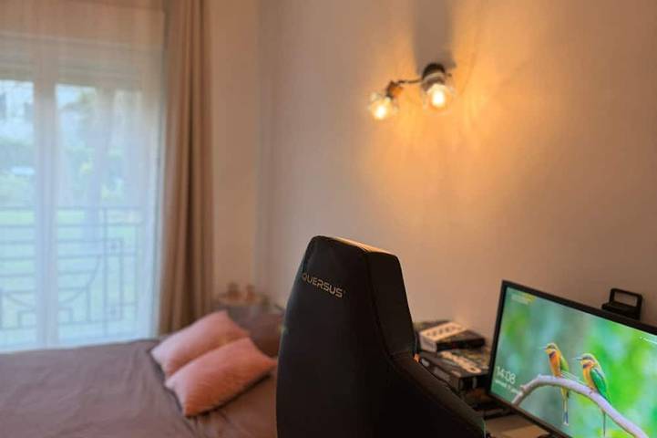 Ganze Wohnung, Cosy apartment near Paris (10 min Eiffel Tower and Champs Elysées) in Rueil-Malmaison, Hauts-de-Seine