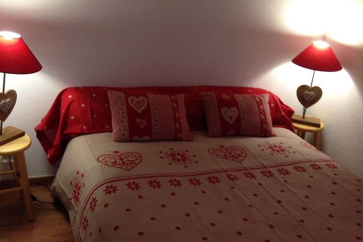 Apartamento entero, Apartamento 4 piezas 8-10 personas en las laderas con vistas panorámicas in La Joue du Loup, Dévoluy (comuna)