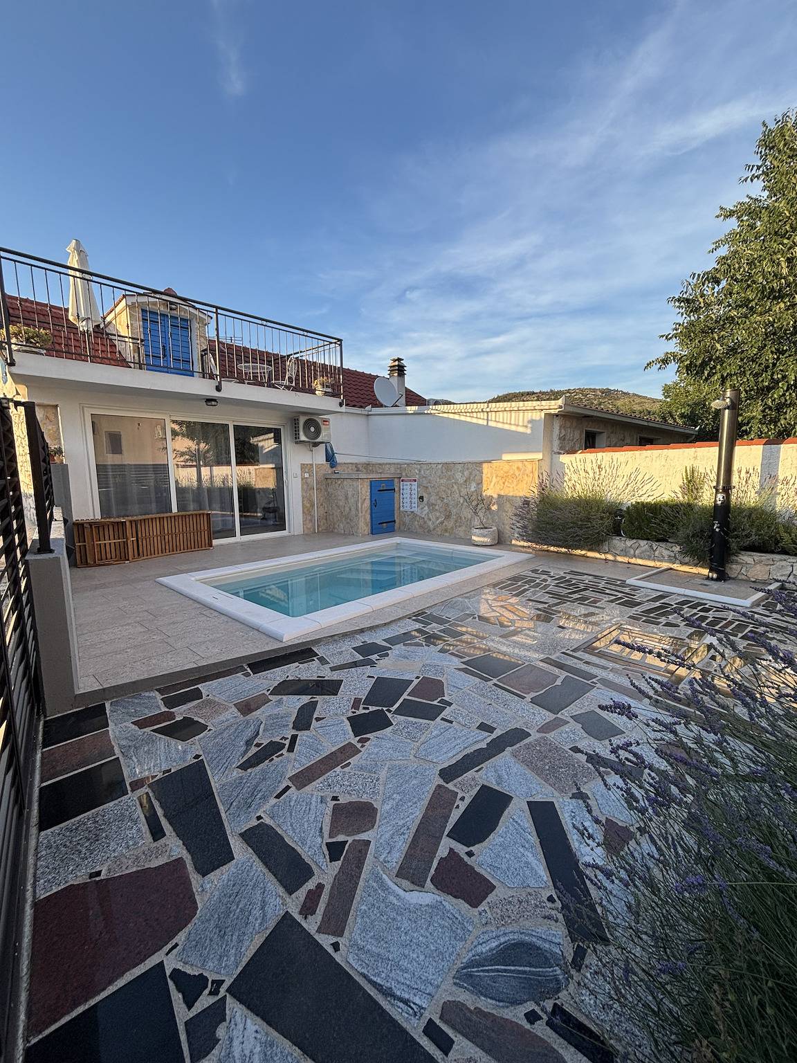 Holiday Home Cherry with pool in Vrsine, Split-Dalmatien