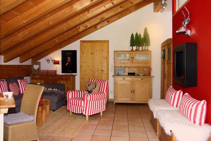 Ferienwohnung für 2 Personen, mit Balkon in Tiefenbach (Oberstdorf)