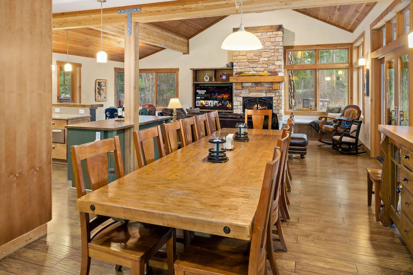 5Bd, Hottub, Fireplaces, Firepit, Bbq, Bonus Suite in Condado de Kittitas