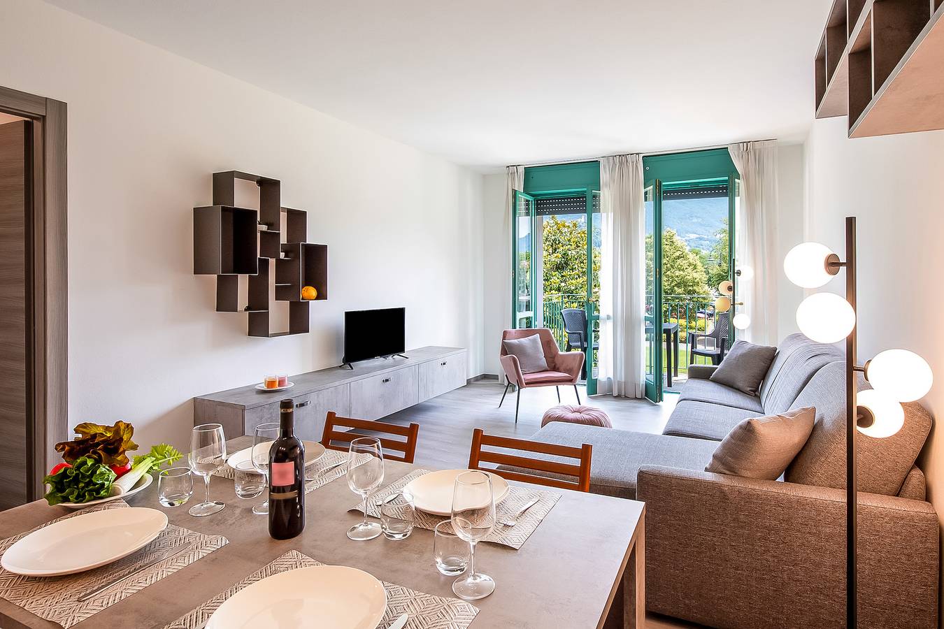 Ganze Wohnung, Ferienwohnung für 4 Personen mit Balkon in Porlezza, Gemeinde Porlezza