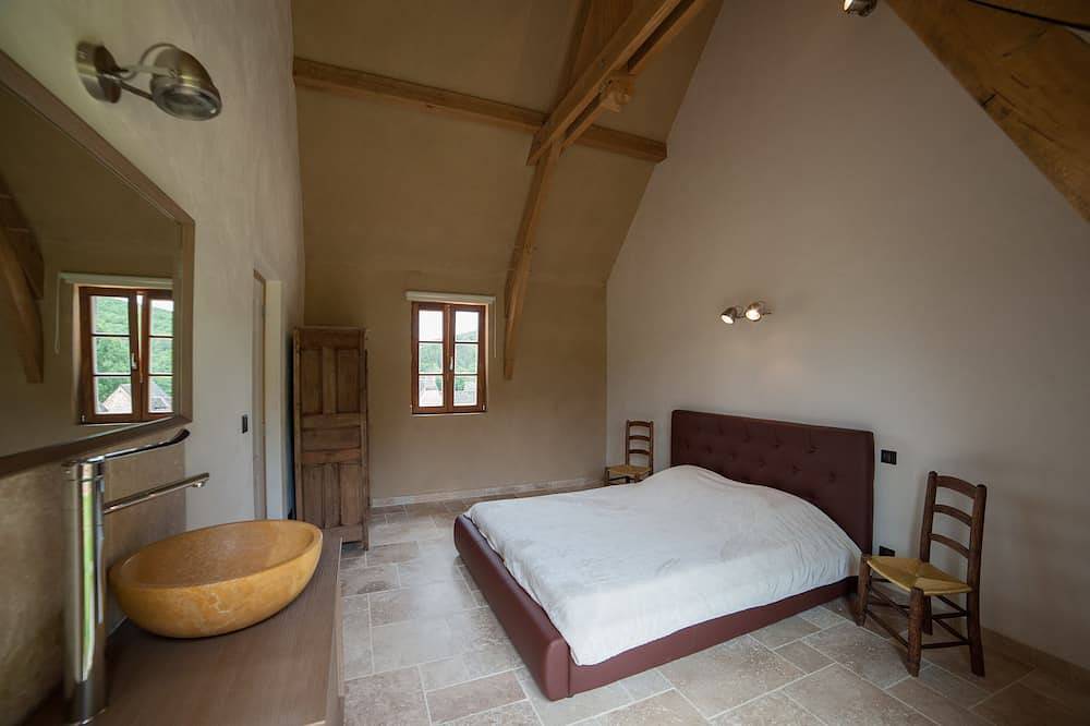 Tranquila casa nueva con carácter, piscina privada climatizada in Sergeac, Périgord Noir