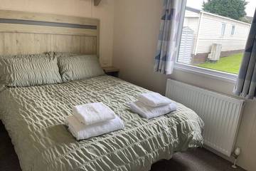 Static Caravan for 6 People in Lancashire, North West England, Photo 2