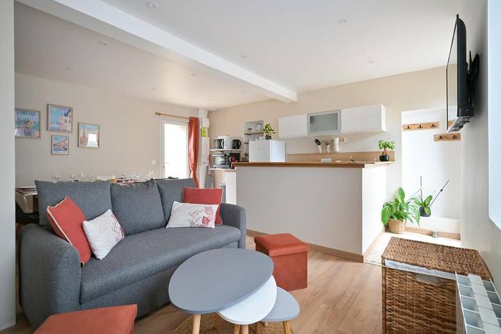Gîte pour 4 personnes, avec terrasse dans Mannevillette