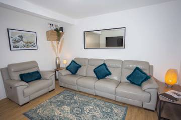 Holiday Rental for 7 People in Swansea, Swansea region, Photo 1