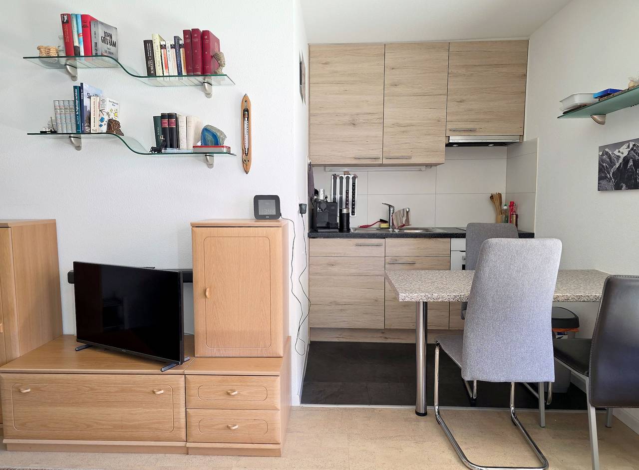 Ganze Ferienwohnung, Studio Ferienwohnung - mit grosser Terrasse in Grächen, Walliser Alpen