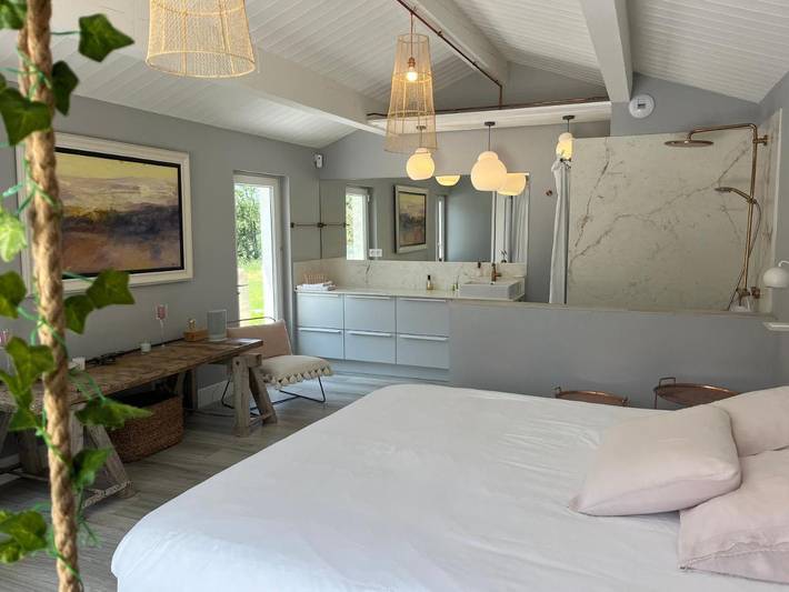 Location de vacances pour 4 personnes, avec piscine ainsi que vue et jardin à Modène - 2