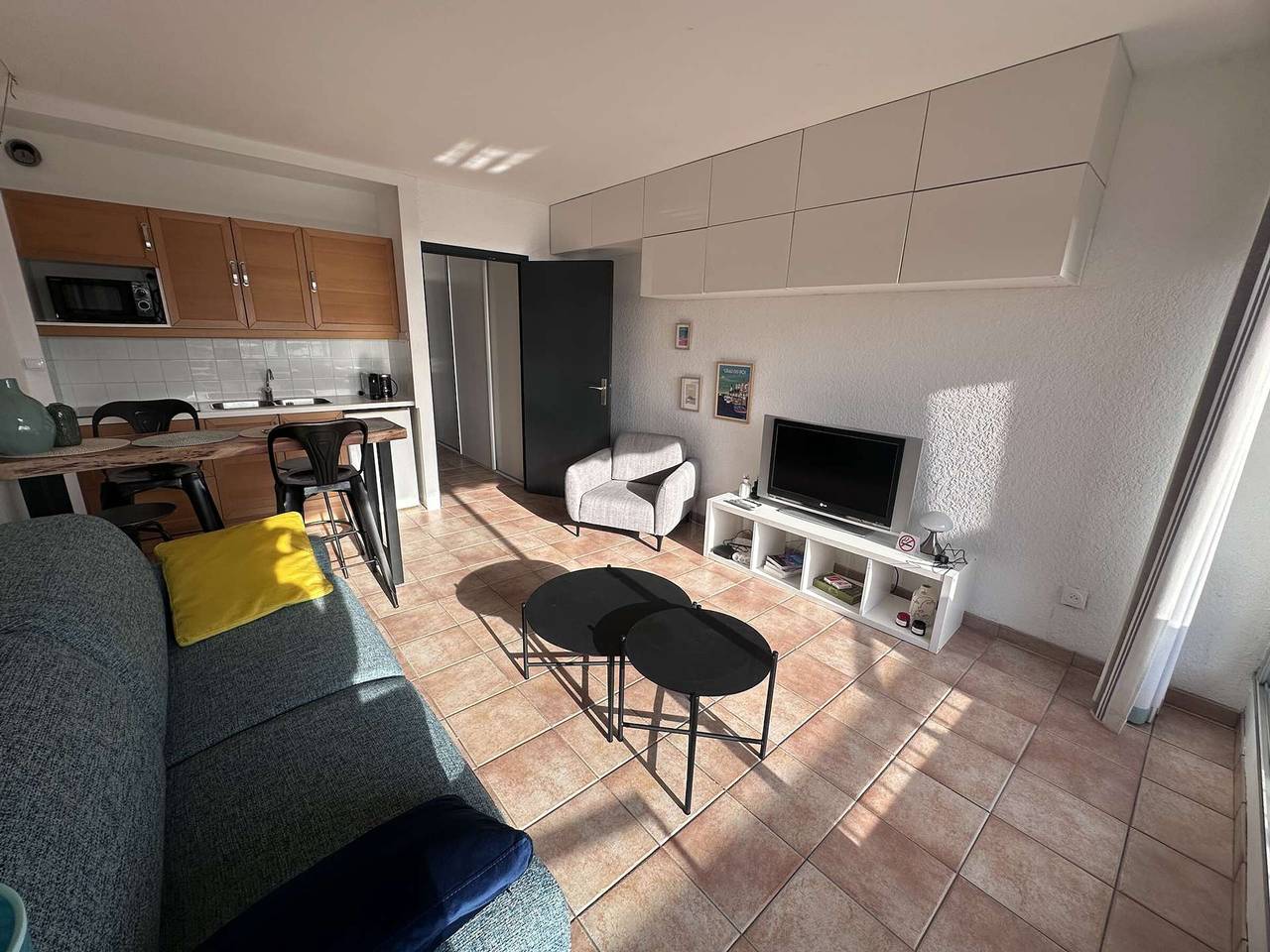 Studio entier, Studio moderne avec climatisation et parking proche plage in Port Camargue, Le Grau-du-Roi