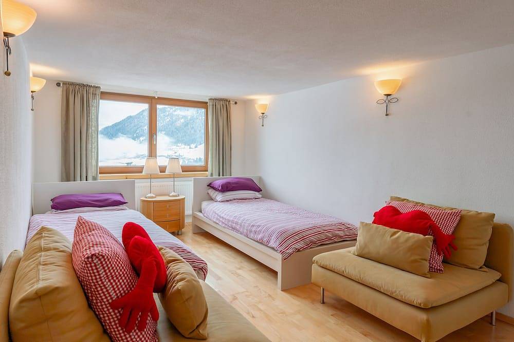 Chalet in traumhafter Aussichtslage in Alpbach, Kaisergebirge