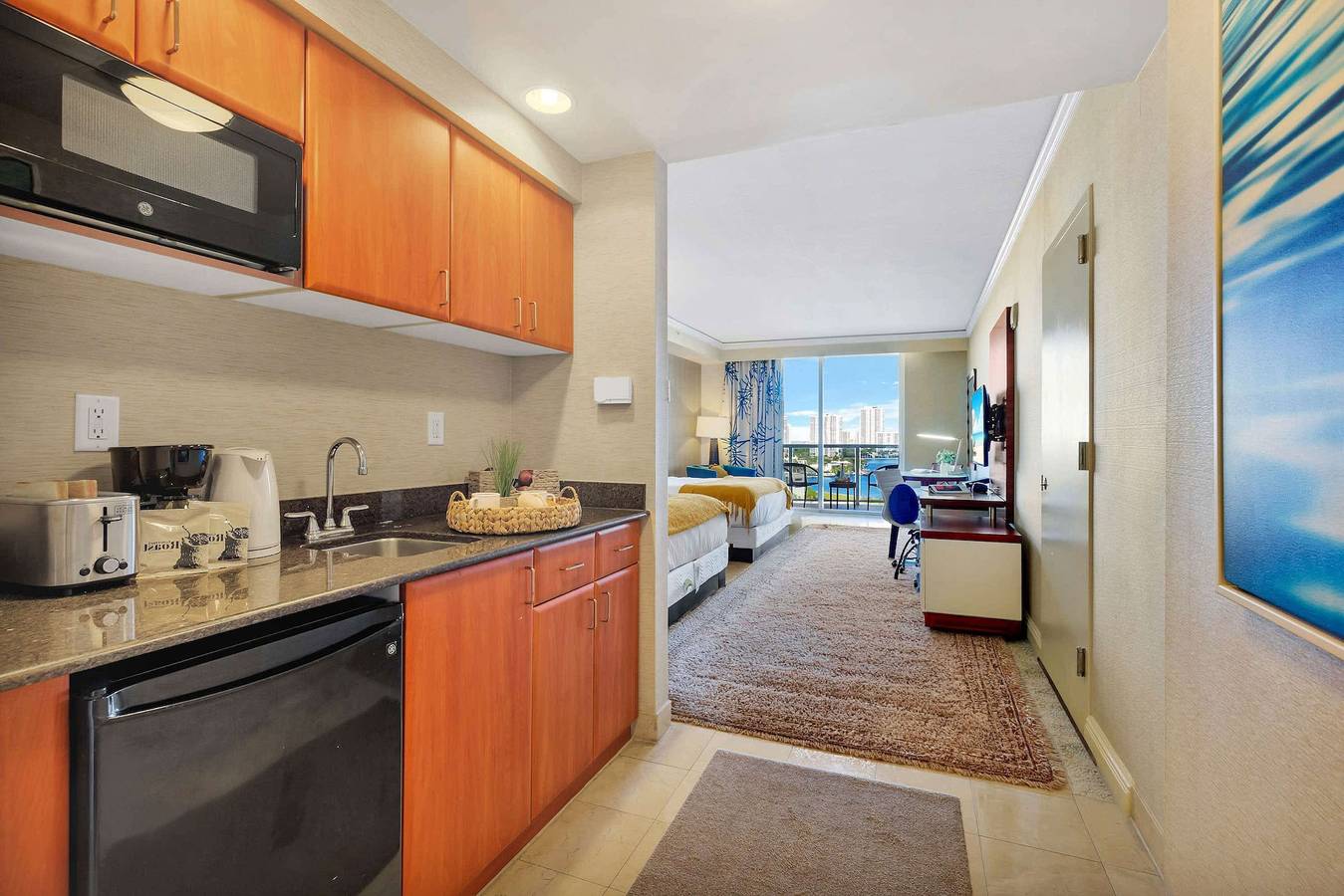 Ganzes Studio, Studio für 4 Personen mit Terrasse in Sunny Isles Beach, Florida