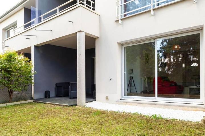 Location de vacances pour 2 personnes, avec terrasse et jardin à La Chaussée-Saint-Victor - 4